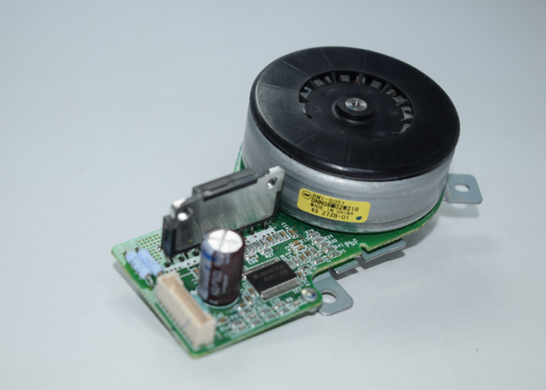 IMPRESORA MULTIFUNCIONAL HP LJ 500/M525 RMF CF116A